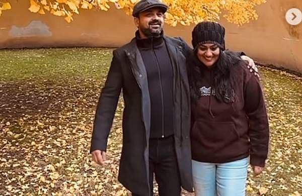 '24 വര്‍ഷത്തിന് ശേഷം വിയന്നയിലെ അതേ സ്ഥലത്ത്'; വീഡിയോ പങ്കിട്ട് കുഞ്ചാക്കോ ബോബന്‍