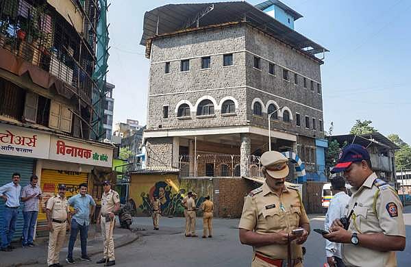 പുതുവത്സര ദിനത്തില്‍ ആക്രമണം നടത്തുമെന്ന് ഭീഷണി സന്ദേശം; മുംബൈയില്‍ കനത്ത ജാഗ്രത