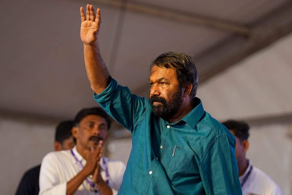 സ്‌കൂളുകള്‍ കണ്ട് ഫൈവ് സ്റ്റാര്‍ ഹോട്ടലെന്ന് ധരിക്കുന്നു; പലരും റൂമിനായി എത്തുന്ന സ്ഥിതിയെന്ന് ശിവന്‍കുട്ടി