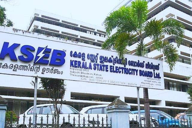 വൈദ്യുതി കണക്ഷന്റെ ഉടമസ്ഥാവകാശം മാറ്റണോ?, വേണ്ടത് മൂന്ന് രേഖകള്‍, വിശദാംശങ്ങള്‍ 