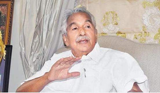 തുടര്‍ചികിത്സയ്ക്കായി ബംഗളൂരുവിലേക്ക് പോകണം;  ഉമ്മന്‍ ചാണ്ടി മെഡിക്കല്‍ ബോര്‍ഡിനോട്; റിപ്പോര്‍ട്ട് മുഖ്യമന്ത്രിക്ക്
