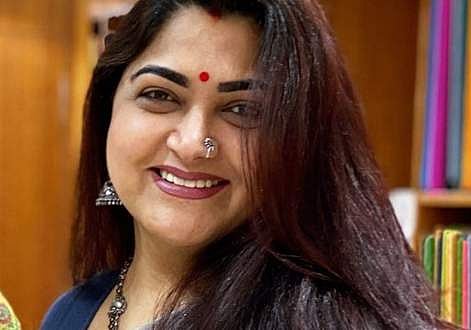 വീൽചെയറിനായി കാത്തിരുത്തിയത് അരമണിക്കൂർ; ഖുശ്ബുവിനോട് മാപ്പു പറഞ്ഞ് എയർ ഇന്ത്യ