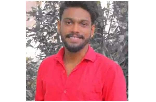 'അത് ആക്‌സിഡന്റ്'; ഡിവൈഎഫ്‌ഐ നേതാവ് മര്‍ദിച്ചിട്ടില്ല, പാര്‍ട്ടിയെ വലിച്ചിഴയ്ക്കുന്നെന്ന് ചിന്നു