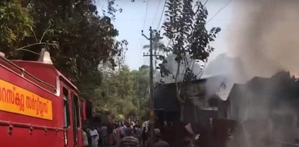 കോട്ടയത്ത് കിടക്ക നിര്‍മ്മാണശാലയില്‍ വന്‍ തീപിടിത്തം;  പൂര്‍ണമായി കത്തിനശിച്ചു