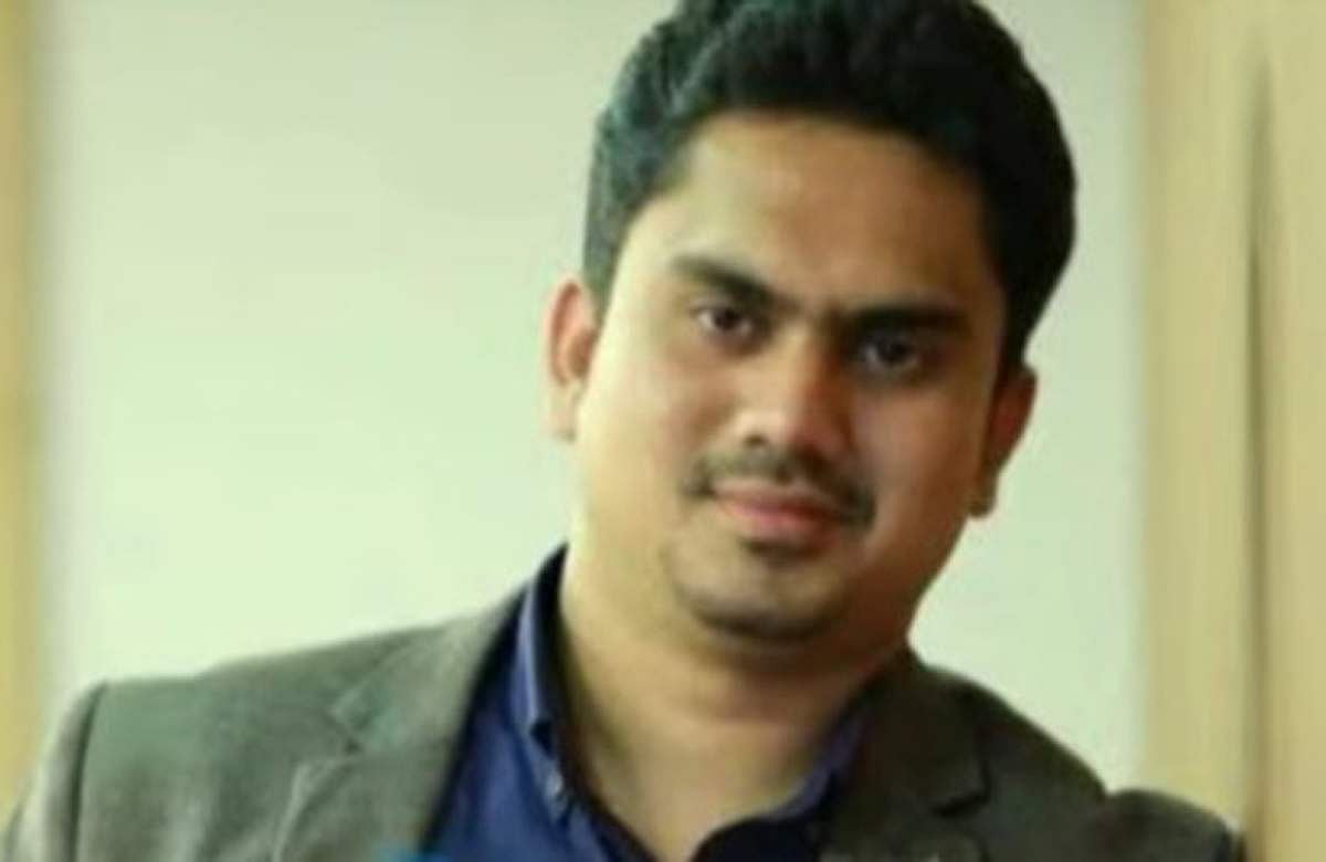 'സ്വപ്നയെ കണ്ടത് വെബ് സീരീസ് ചര്ച്ചയ്ക്ക്; എംവി ഗോവിന്ദനെ മാധ്യമങ്ങളിൽ കണ്ട പരിചയം മാത്രം'- വിജേഷ് പിള്ള
