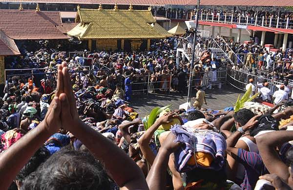 ഓണം പൂജകള്‍ക്കായി ശബരിമല നട തുറന്നു; 31 വരെ ഓണസദ്യ