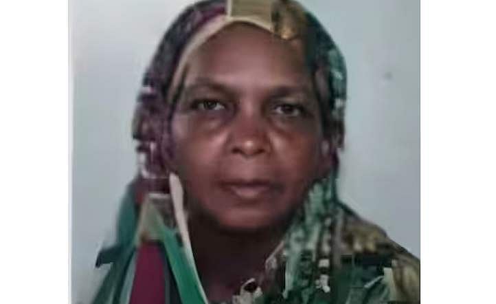 റോഡ് മുറിച്ചു കടക്കവേ ടോറസ് ലോറിയിടിച്ചു, വീട്ടമ്മ മരിച്ചു