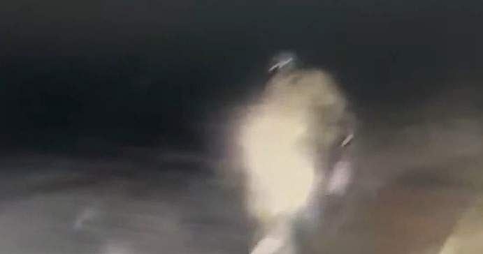 പാറ്റൂർ മുതൽ പിന്തുടർന്നു; നടു റോഡിൽ സ്ത്രീക്ക് നേരെ ലൈം​ഗികാതിക്രമം; സിസിടിവി ദൃശ്യങ്ങൾ പുറത്ത്; 12 ദിവസമായിട്ടും പ്രതി കാണാമറയത്ത്