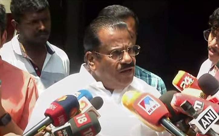 'എനിക്കെതിരെ ഗൂഢാലോചന നടത്തിയത് ആരെന്ന് സമയമാകുമ്പോള്‍ പറയാം; നിങ്ങള്‍ക്ക് തോന്നുന്നത് നിങ്ങള്‍ അടിച്ചോളൂ'