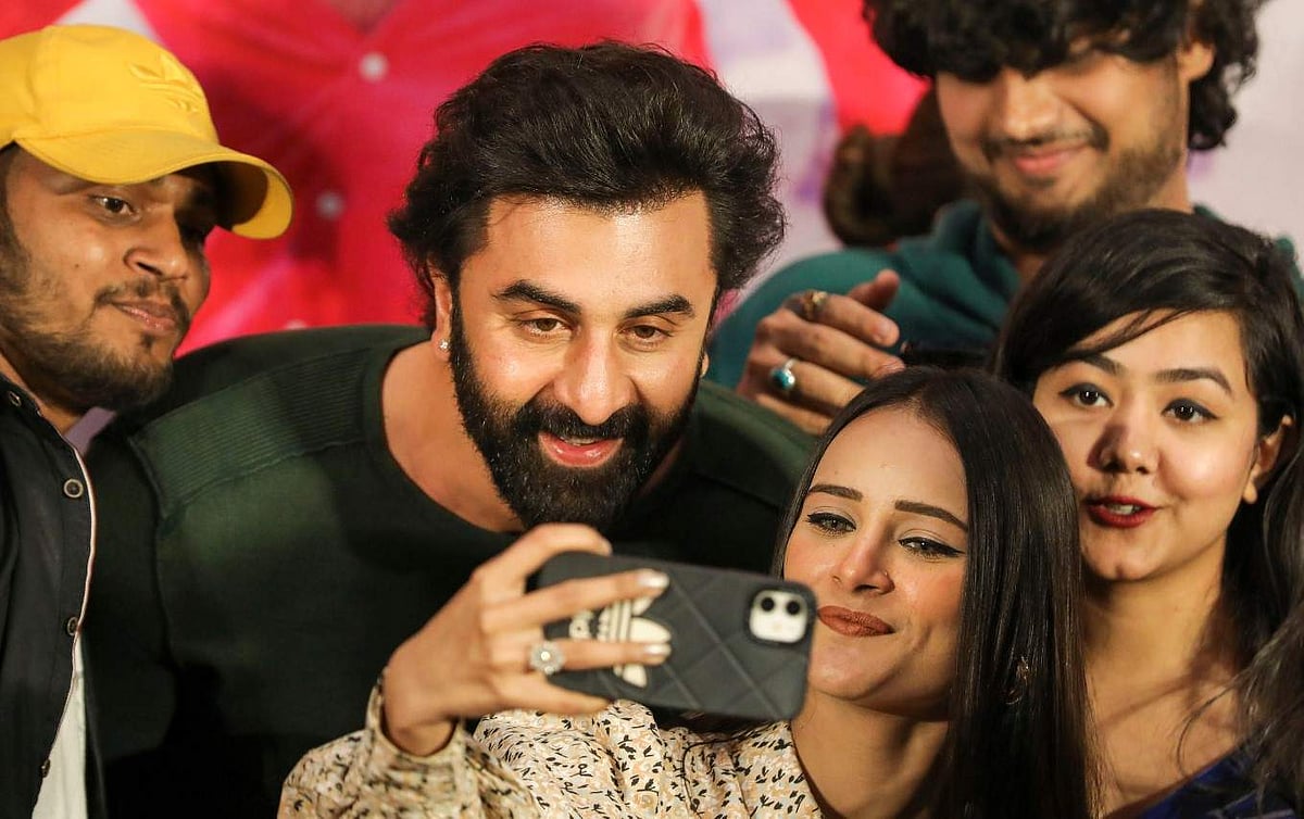 ആരാധകരെ സന്തോഷിപ്പിച്ച് രൺബീർ കപൂർ, 'തു ജൂതി മെയ്ൻ മക്കാർ' പ്രമോഷൻ