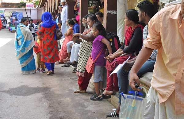വെള്ളമില്ല; തിരുവനന്തപുരം ജനറല് ആശുപത്രിയില് രോഗികള് ദുരിതത്തില്; 25 ശസ്ത്രക്രിയകള് മുടങ്ങി