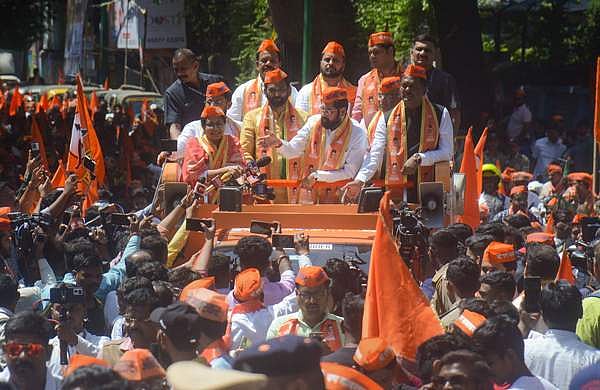 'സവര്‍ക്കറെ അപമാനിക്കുന്നത് ഓരോ ഇന്ത്യക്കാരനെയും അപമാനിക്കുന്നതിന് തുല്യം'; രാഹുലിന് എതിരെ മഹാരാഷ്ട്ര മുഖ്യമന്ത്രിയുടെ റാലി