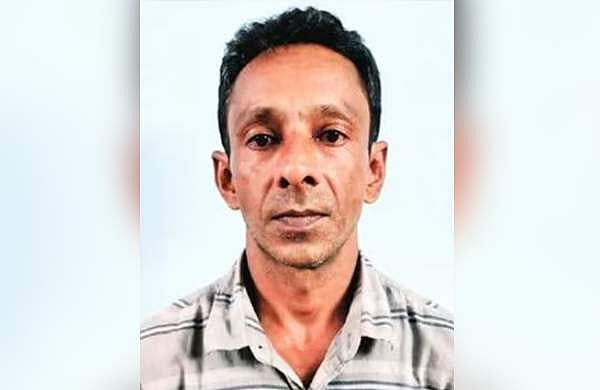 ‘ജാക്കി പിടിച്ചോടാ’, ഭാര്യയുടെ പരാതി അന്വേഷിക്കാനെത്തിയ ഉദ്യോ​ഗസ്ഥരെ വളർത്തുപട്ടിയെ വിട്ട് കടിപ്പിച്ചു; അറസ്റ്റ്