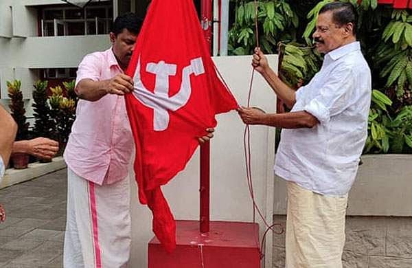 പട്ടികജാതി ഫണ്ട് തട്ടിപ്പിൽ അന്വേഷണത്തിന് സിപിഎം; രണ്ടംഗ കമ്മീഷൻ; വിഭാഗീയതയിലും നടപടി; നാലു ഏരിയാ സെക്രട്ടറിമാർ തെറിക്കും
