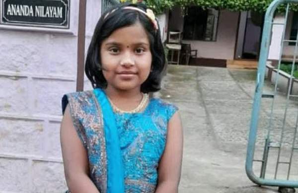 വീഡിയോ കണ്ടുകൊണ്ടിരിക്കെ മൊബൈൽ ഫോൺ പൊട്ടിത്തെറിച്ചു; എട്ടു വയസ്സുകാരിക്ക് ദാരുണാന്ത്യം