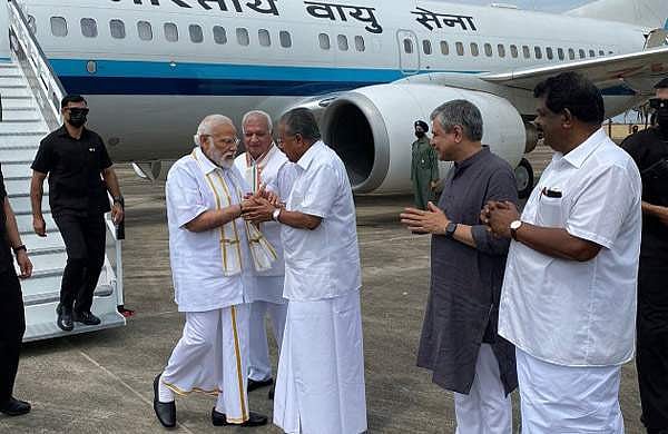 പ്രധാനമന്ത്രി തിരുവനന്തപുരത്ത്; ഉത്സവാന്തരീക്ഷത്തില്‍ തലസ്ഥാനം ( വീഡിയോ)