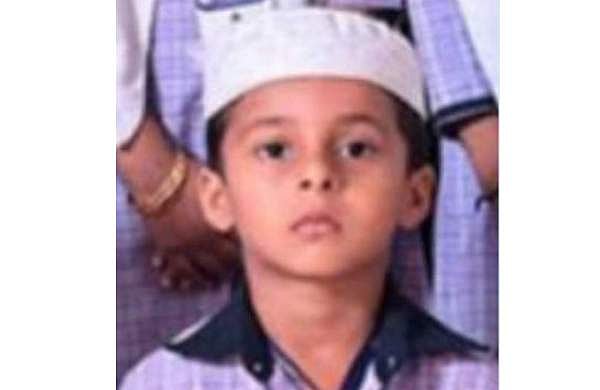 കളിക്കുന്നതിനിടെ ചുറ്റുമതിലിലെ കല്ലിളകി വീണു; ഏഴ് വയസ്സുകാരൻ മരിച്ചു