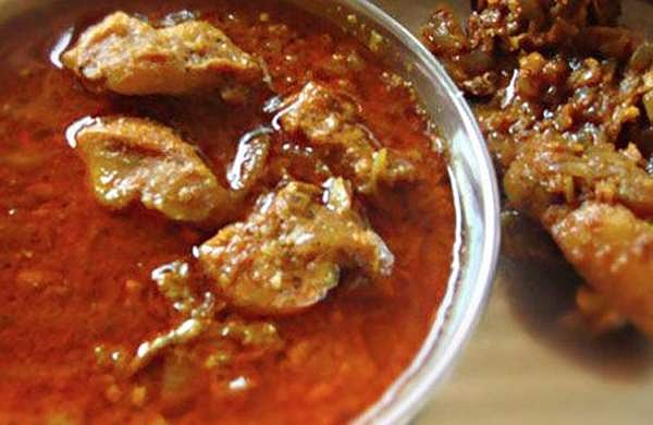ചിക്കന്‍ കറി കുറഞ്ഞുപോയി, ഹോട്ടല്‍ ഉടമയെ വെട്ടിപ്പരിക്കേല്‍പ്പിച്ചു