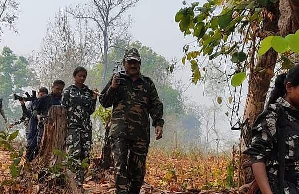 മഹാരാഷ്ട്രയില്‍ ഏറ്റുമുട്ടല്‍; മൂന്നു മാവോയിസ്റ്റുകളെ വധിച്ചു