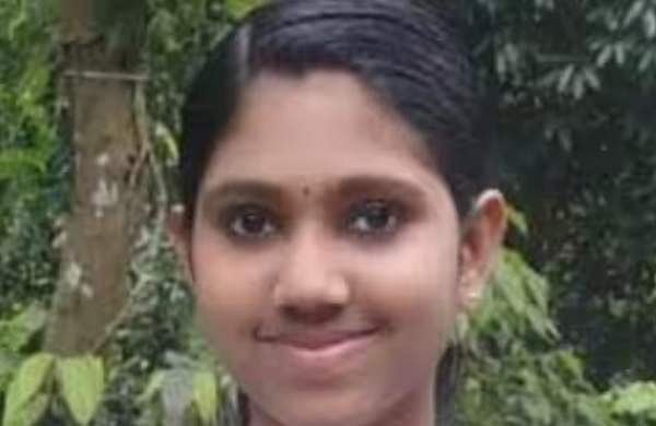 മീനിന് തീറ്റ കൊടുക്കാന്‍ പോയ മകളെ കാണാനില്ല; 16കാരി പടുതാക്കുളത്തില്‍ മരിച്ചനിലയില്‍ 