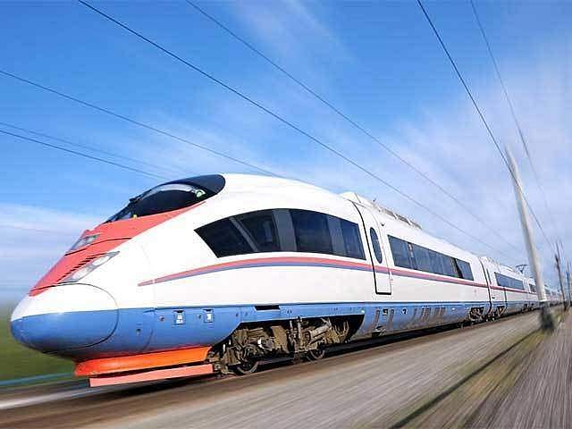 'അടുത്ത തലമുറയ്ക്ക് 100 കിലോമീറ്റര് സ്പീഡ് മതിയോ?, അതുമതിയെന്ന് തീരുമാനിച്ച ദീര്ഘദര്ശി ആര്?'- വീഡിയോ