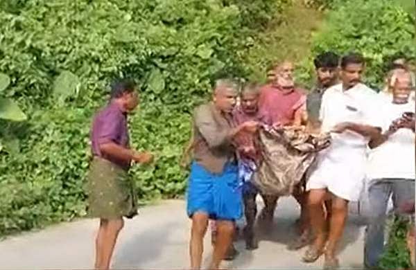 കാട്ടുപോത്ത് ആക്രമണം;  മരിച്ചവരുടെ കുടുംബത്തിന് പത്ത് ലക്ഷം ധനസഹായം