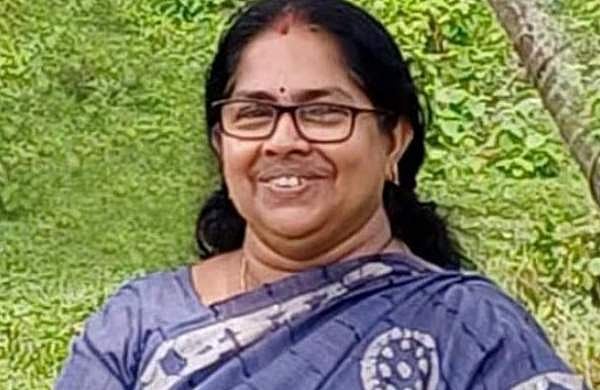 വിരമിക്കല്‍ സൽക്കാരത്തിനിടെ അധ്യാപിക കുഴഞ്ഞു വീണു മരിച്ചു