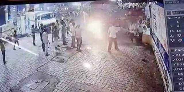 ഡ്രൈവർ ഹൃദയാഘാതം മൂലം മരിച്ചു; ബസ് പാഞ്ഞുകയറിയത് പെട്രോൾ പമ്പിലേക്ക്, ചവിട്ടി നിർത്തി കണ്ടക്ടർ