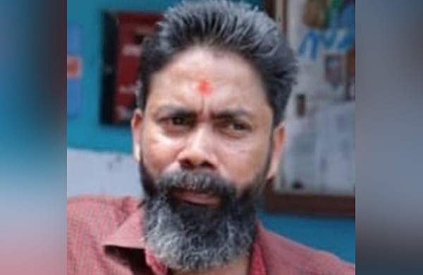 ആദ്യം തൂങ്ങി മരിക്കാൻ ശ്രമിച്ചു, രക്ഷപ്പെടുത്തിയതിന് പിന്നാലെ സ്വയം കഴുത്തറുത്തു; 49കാരൻ മരിച്ചു 