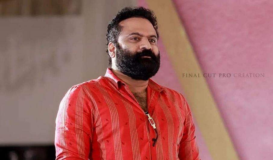'എനിക്ക് ഒരു മകനേയുള്ളൂ, സിനിമയിൽ അവസരം കിട്ടിയിട്ടും പേടി കാരണം വിട്ടില്ല'; ഞെട്ടിപ്പിക്കുന്ന വെളിപ്പെടുത്തലുമായി ടിനി ടോം