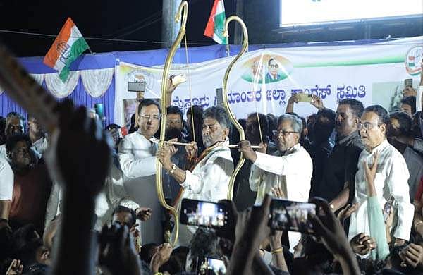 ബിജെപിക്ക് കനത്ത തിരിച്ചടി; കോണ്‍ഗ്രസിന് പിന്തുണ പ്രഖ്യാപിച്ച് വീരശൈവ ലിംഗായത്ത് വിഭാഗം 