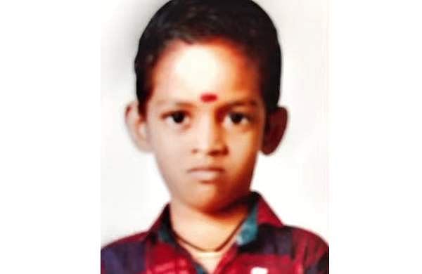 പ്രവേശനോത്സവ ദിവസം കണ്ണീരോര്‍മയായി നാലാം ക്ലാസുകാരന്‍; പനി ബാധിച്ച് മരിച്ചു