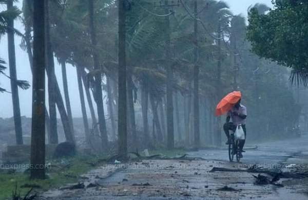 24 മണിക്കൂറിനിടെ ഏറ്റവുമധികം മഴ നെയ്യാറ്റിന്‍കരയില്‍; 185 മില്ലിമീറ്റര്‍; കടലാക്രമണ സാധ്യത, മുന്നറിയിപ്പ്