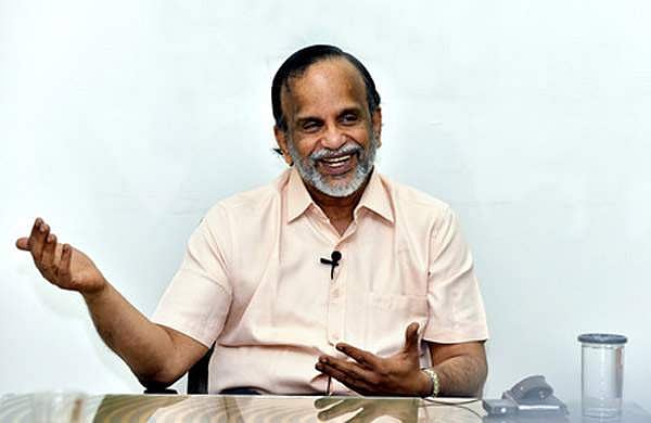 കാന്‍സര്‍ തടയാന്‍ വേണ്ടത് ആശുപത്രികള്‍ കെട്ടിപ്പൊക്കലല്ല; എന്‍ട്രന്‍സ് രീതി ശരിയല്ലെന്നും ഡോക്ടര്‍ വിപി ഗംഗാധരന്‍
