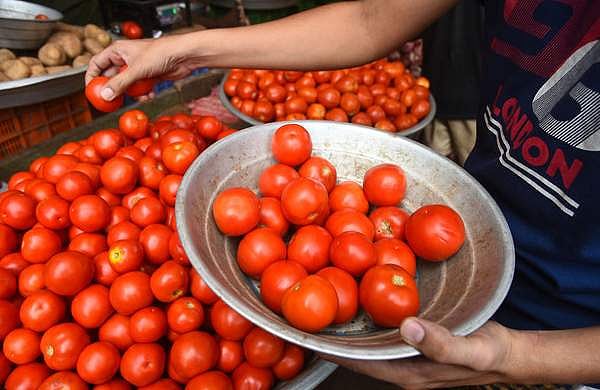 തക്കാളി എടുത്ത് ഭര്‍ത്താവ് കറി വെച്ചു; ഭാര്യ പിണങ്ങിപ്പോയി
