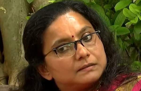 'പ്രിയാ വര്ഗീസിനെ നിയമിക്കാം'; കോടതി ഉത്തരവോടെ ഗവര്ണറുടെ സ്റ്റേ ഇല്ലാതായെന്ന് നിയമോപദേശം