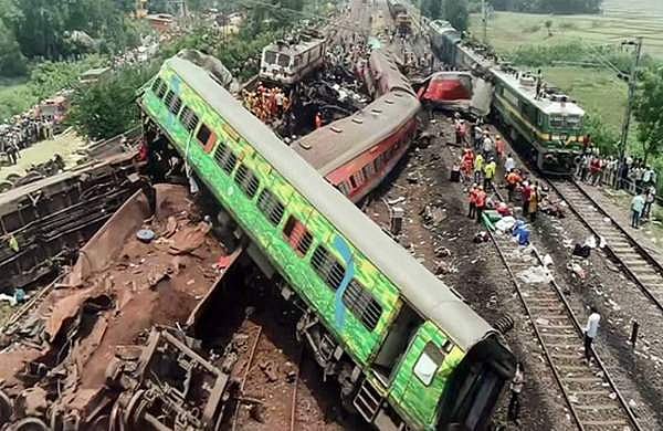ദുരന്തത്തെ വര്ഗീയവത്കരിക്കരുത്; വിദ്വേഷ പ്രചാരണങ്ങള്ക്കെതിരെ കടുത്ത നടപടി; മുന്നറിയിപ്പുമായി പൊലീസ്