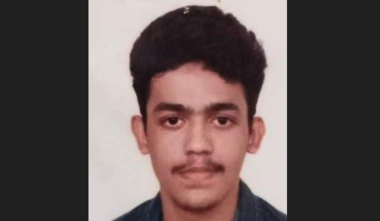 ബൈക്ക് പിക്കപ്പുമായി കൂട്ടിയിടിച്ചു; കോട്ടയത്ത് യുവാവിനു ദാരുണാന്ത്യം