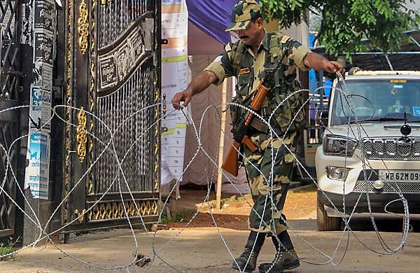 കനത്ത സുരക്ഷയിൽ ബംഗാളിൽ ഇന്ന് റീ പോളിങ്;  697 ബൂത്തുകളിൽ വോട്ടെടുപ്പ് ആരംഭിച്ചു