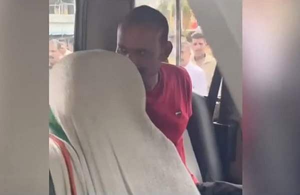 അങ്കമാലി ആശുപത്രിയില്‍ യുവതി കുത്തേറ്റ് മരിച്ചു; സുഹൃത്ത് കസ്റ്റഡിയില്‍