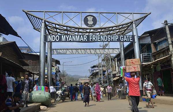 മ്യാന്മറില്‍ നിന്നും രണ്ടു ദിവസത്തിനിടെ നുഴഞ്ഞുകയറിയത് 700 ലേറെ പേരെന്ന് മണിപ്പൂര്‍ സര്‍ക്കാര്‍;  പുറത്താക്കാന്‍ നിര്‍ദേശം