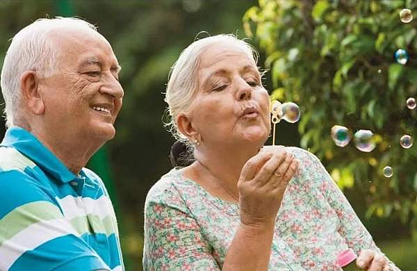 ആയുസ്സ് കൂട്ടണോ? ഈ എട്ട് മാറ്റങ്ങൾ വരുത്തൂ, 24 വർഷം കൂടുതൽ ജീവിക്കാം