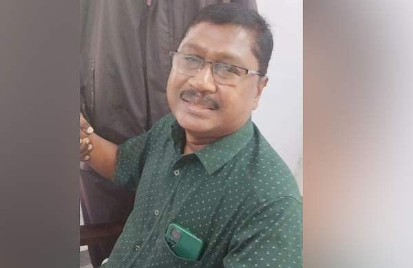 സർട്ടിഫിക്കറ്റിന് 5000 രൂപ കൈക്കൂലി; വില്ലേജ് അസിസ്റ്റന്‍റിനെ കയ്യോടെ പിടികൂടി വിജിലൻസ്