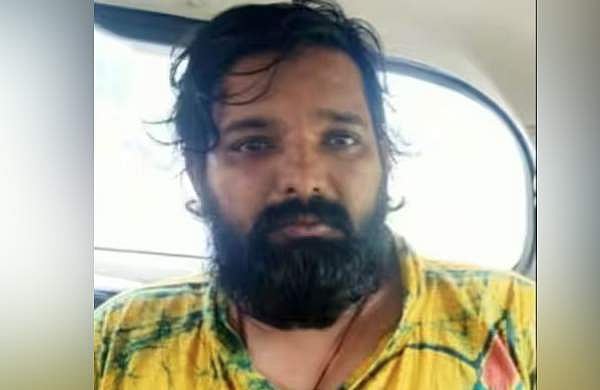 'പാട്ടുകൾ വൈറലാക്കി തരാം'; കാഴ്‌ച പരിമിതിയുള്ള പ്രായപൂർത്തിയാകാത്ത പെൺകുട്ടിയെ ഹോട്ടലിൽ പീഡിപ്പിക്കാൻ ശ്രമം; യൂട്യൂബർ അറസ്റ്റിൽ