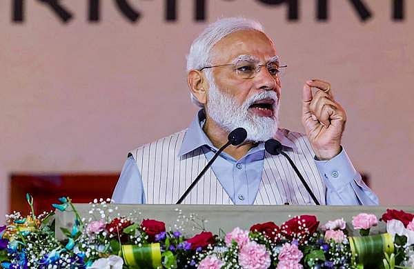 'നുണകളുടെ ചന്തയില്‍ കൊള്ളക്കാരുടെ കട നടത്തുന്നു'; രാഹുലിനെ പരിഹസിച്ച് മോദി