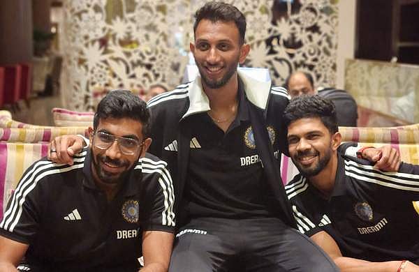 അയര്ലന്ഡ് പര്യടനം; ക്യാപ്റ്റന് ബുമ്രയും സംഘവും പറന്നു