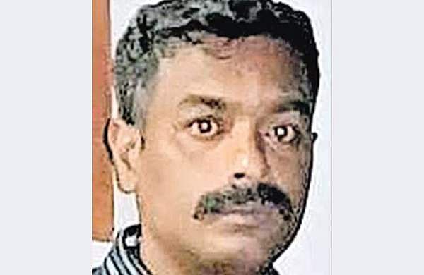 ബൈക്കും ബസും കൂട്ടിയിടിച്ച് തീപടർന്നു, പൊലീസുകാരൻ വെന്തുമരിച്ചു