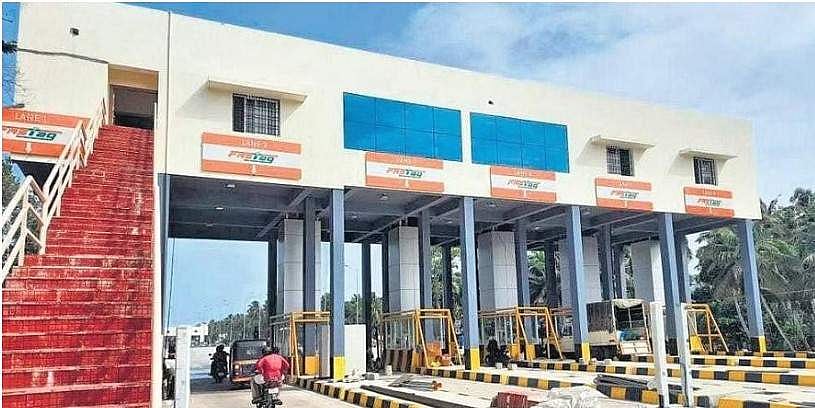 തിരുവല്ലം ടോള്‍ നിരക്ക് വര്‍ധന ഒഴിവാക്കണം; ടോള്‍ പ്ലാസ മാറ്റി സ്ഥാപിക്കണം; ഗഡ്കരിക്ക് ആന്റണി രാജുവിന്റെ കത്ത്  