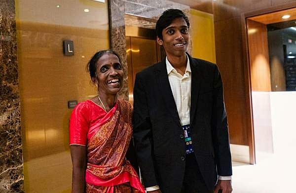 'ന്യൂയോര്‍ക്ക് കൗ ബോയികളെ വീഴ്ത്തിയ ചെന്നൈ ഇന്ത്യന്‍'- പ്രഗ്നാനന്ദയ്ക്കും അമ്മയ്ക്കും അഭിനന്ദനം അറിയിച്ച് റഷ്യന്‍ ചെസ് ഇതിഹാസം