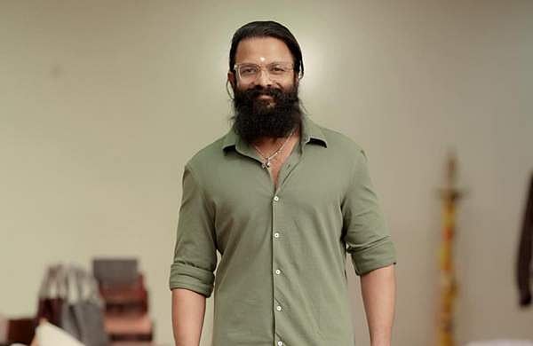 'മന്ത്രിയായാലും സ്പീക്കറായാലും ആ സ്ഥാനത്തിരിക്കുന്നത് നമ്മുടെ വിശ്വാസത്തിൽ, മറ്റുള്ളവരെ തിരുത്തേണ്ട കാര്യമില്ല': ജയസൂര്യ
